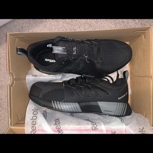 Brand new Reebok work shoes !
